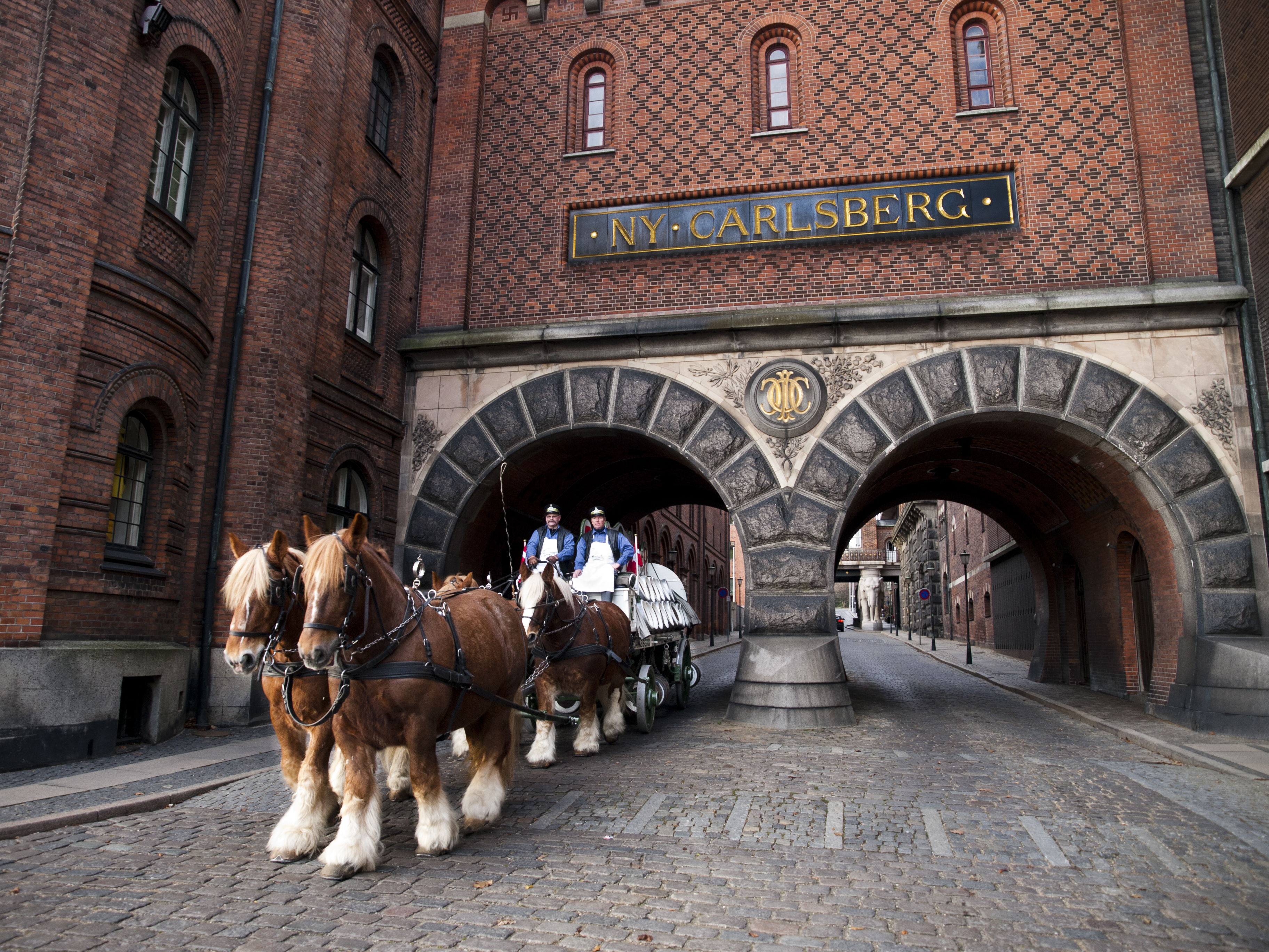Carlsberg bryggeriområde med häst och vagn i Köpenhamn